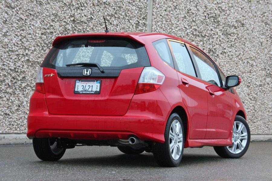  Honda Fit Sport 2009 года  (фото 15 из 66)